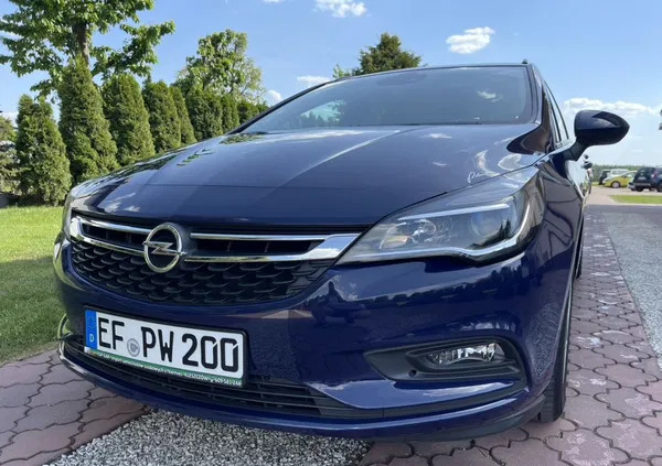 łódzkie Opel Astra cena 38900 przebieg: 150000, rok produkcji 2016 z Kutno